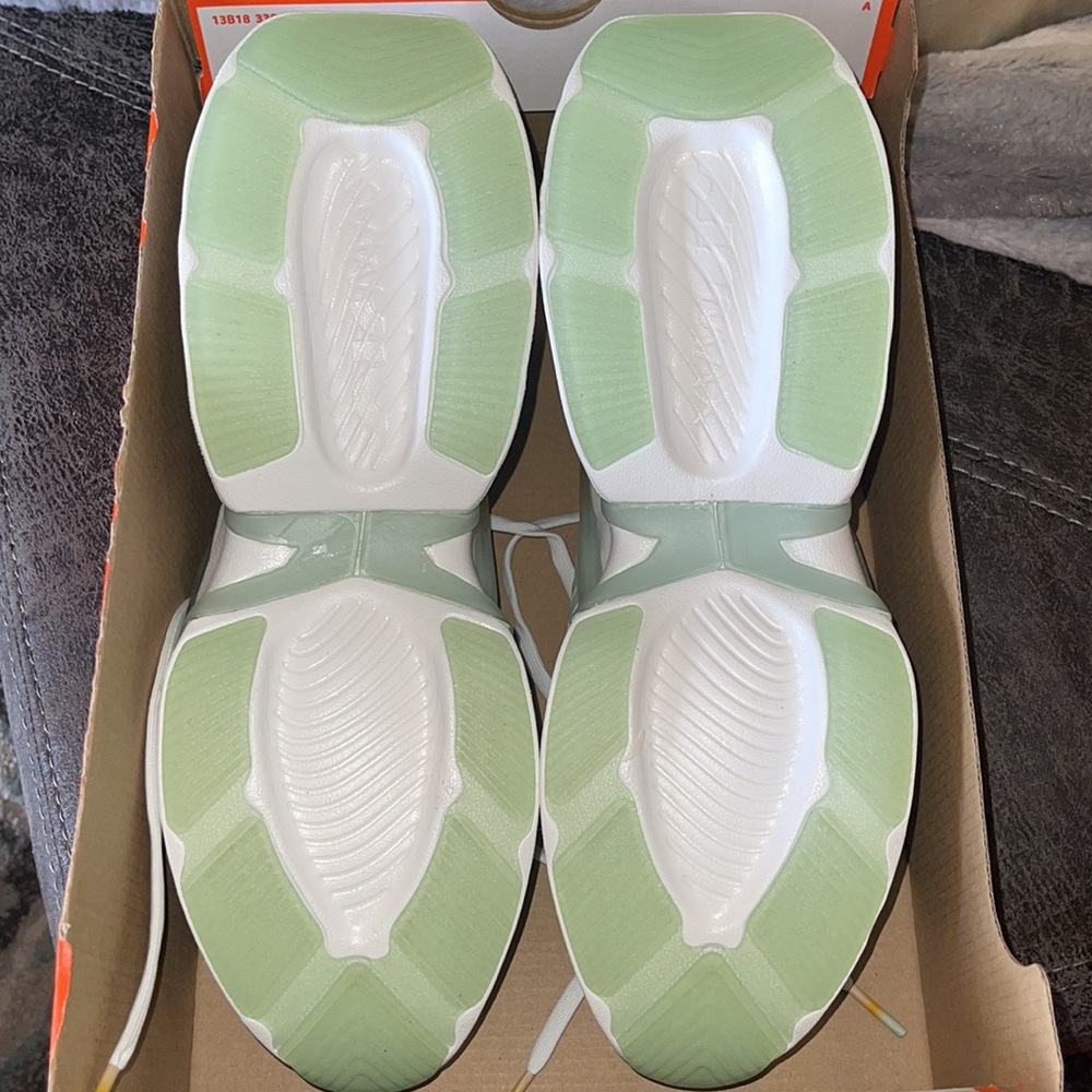 Nike Air Max 270 XX Ladies Sneaker - Picture 7 of 10